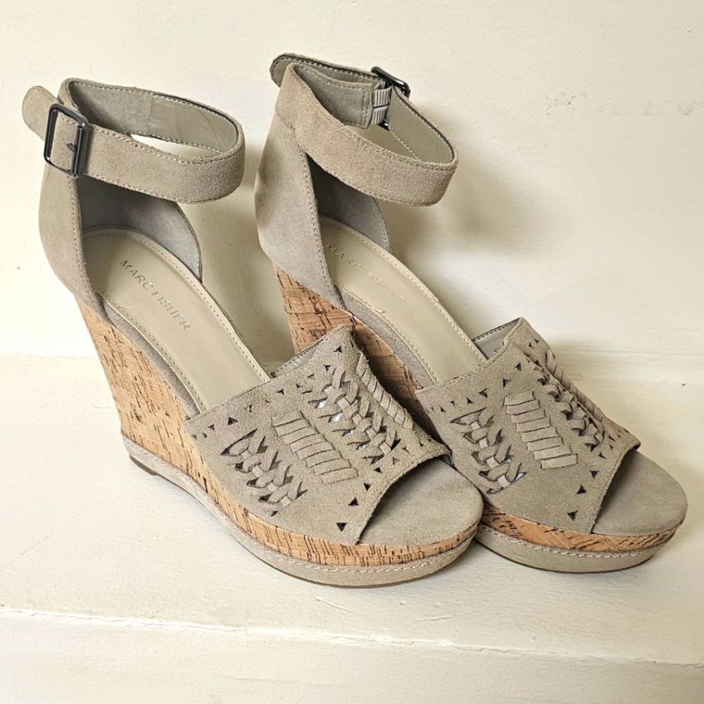 Marc Fisher Suede Ankle Strap Hillana Wedges size 10